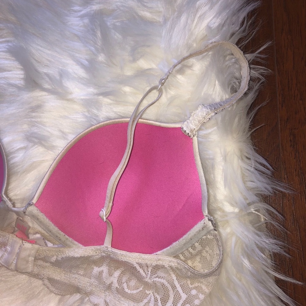 Victoria’s Secret Pink Bra - Picture 5 of 8